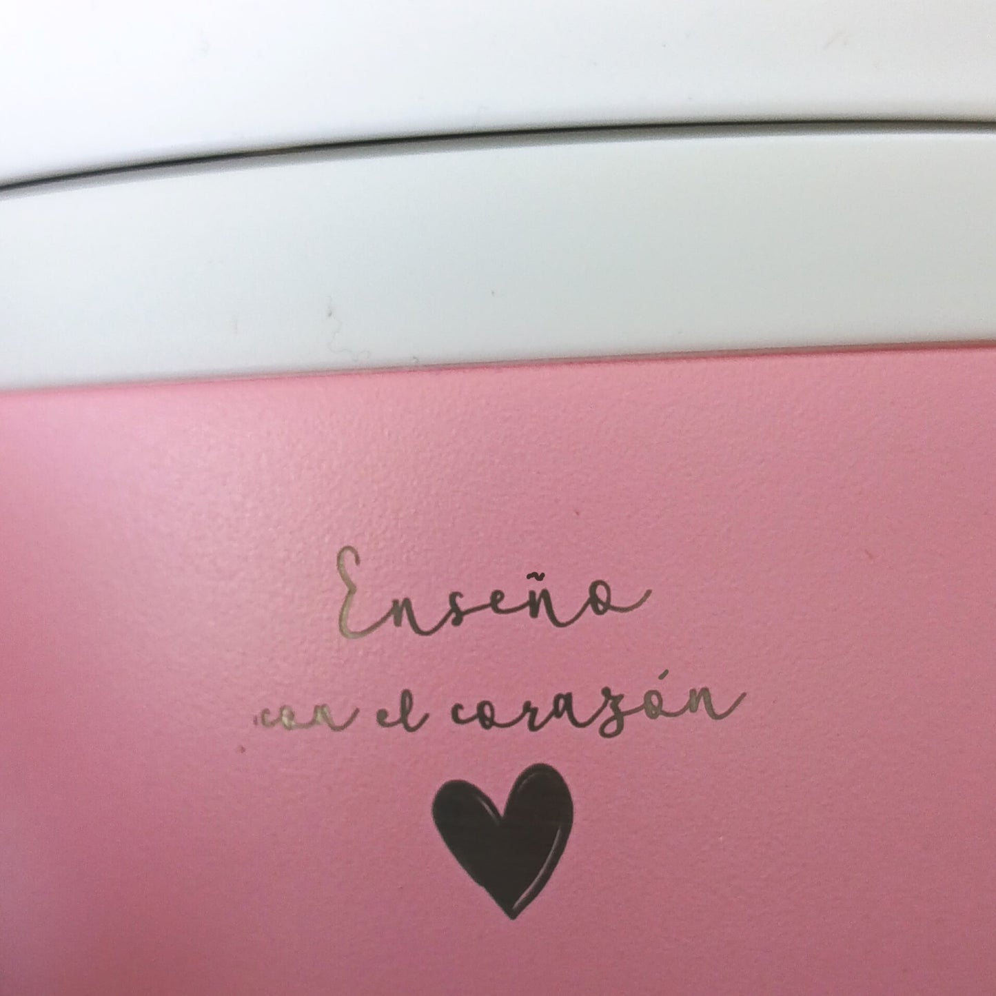 Lunch rosa RUNBOTT "Enseño con el corazón"